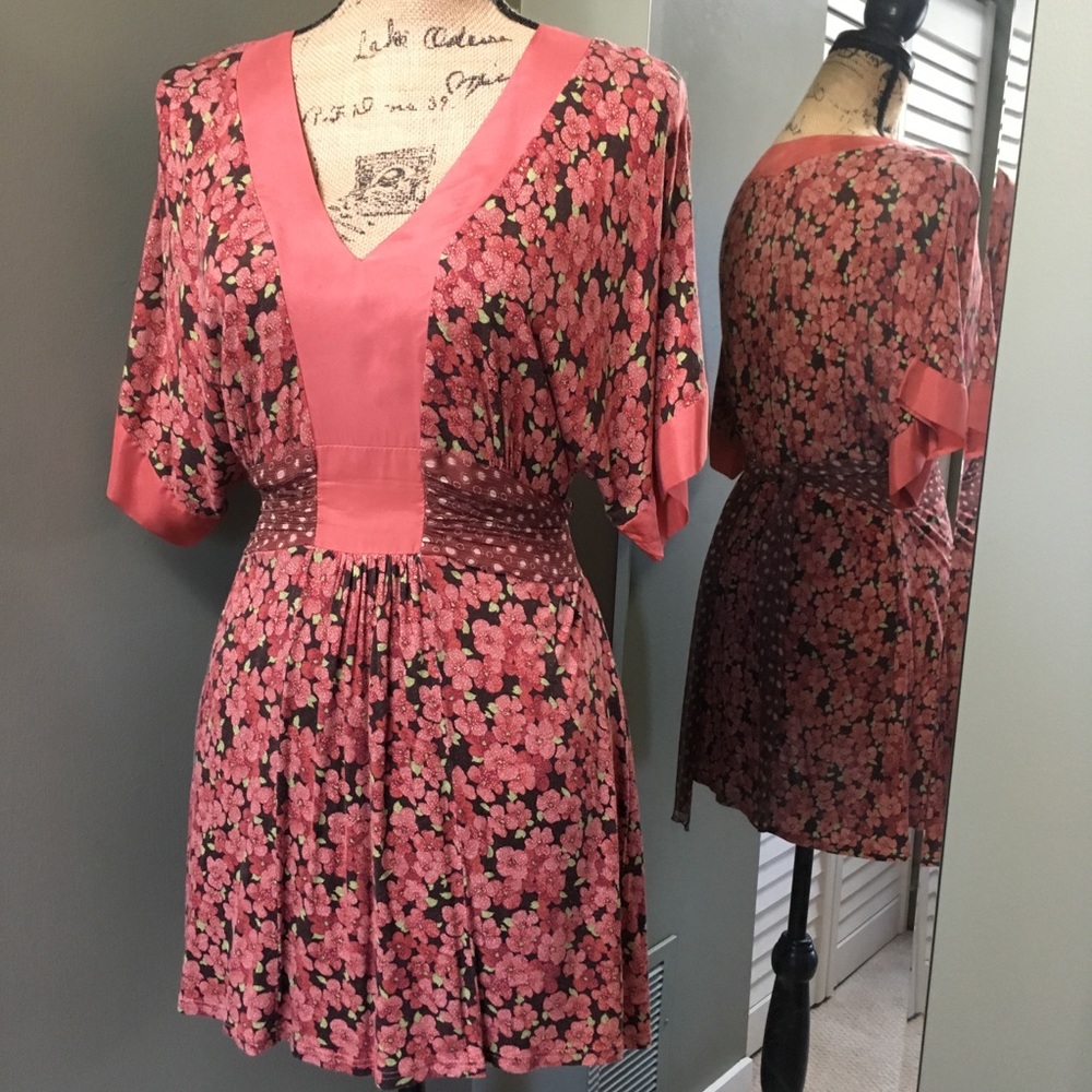 Anthropologie Left of Center Berry Thistle Tunic